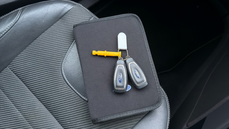 Ford Kuga 2.0 TDCi Titanium 5dr 2WD Diesel Estate